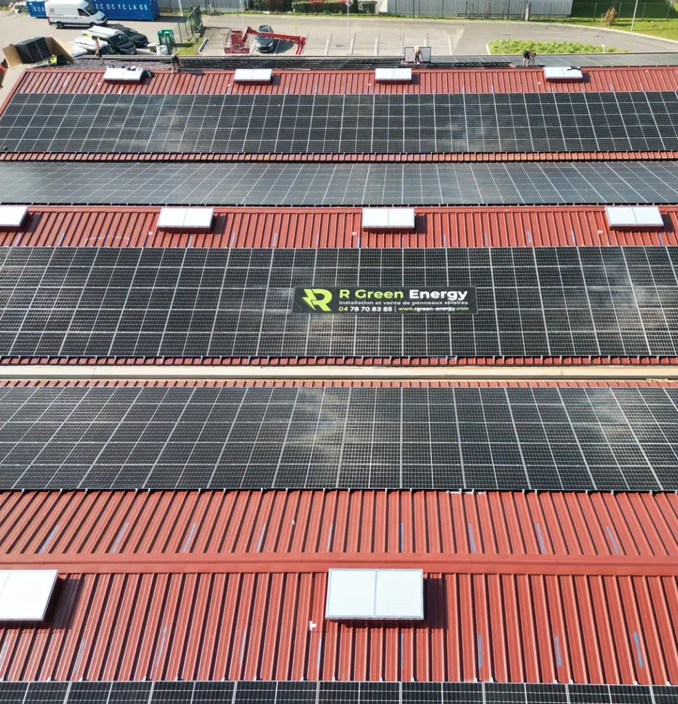 Panneaux photovoltaïques installés en Auvergne-Rhône-Alpes